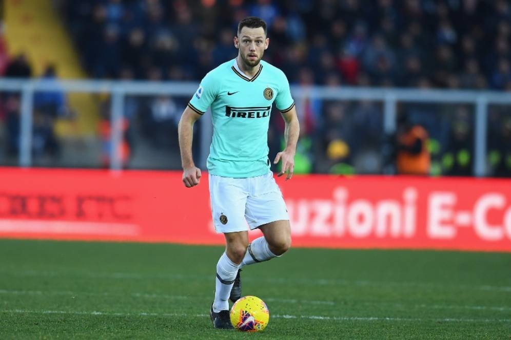 Diincar Liverpool, Inter Milan Pagari Stefan De Vrij dengan Kontrak Baru