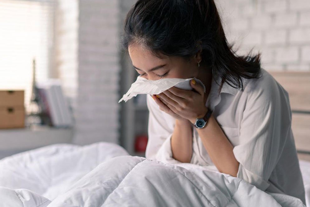 Penting, Pahami Perbedaan Gejala Infeksi Virus Corona vs Flu Biasa