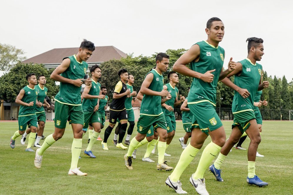 Skuat Belum Komplet, Latihan Taktik Persebaya Kurang Maksimal