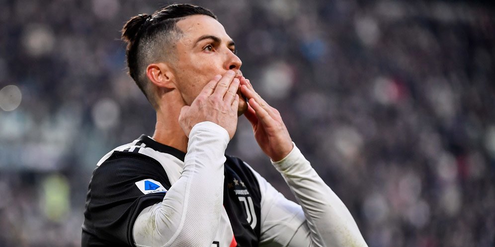 Cara Cristiano Ronaldo Membuka 2020 Hattrick Rekor Dan