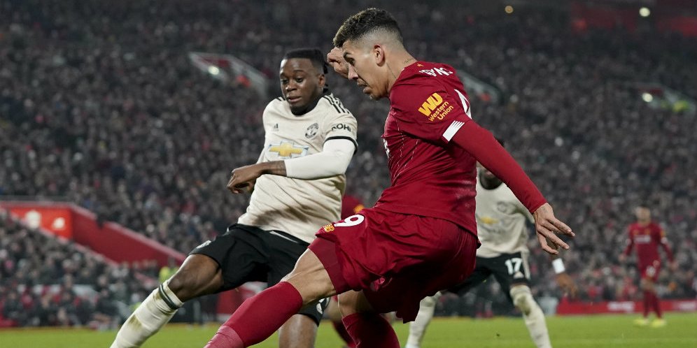 Roy Keane Geram Gol Firmino ke Gawang Man United Dianulir