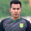 Cara Angga Saputra dan Aryn Williams Rayakan Ulang Tahun Persebaya