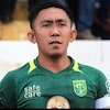 Berani Berubah: Kompetisi Masih Libur, Gelandang Persebaya Bantu Istri Berbisnis Kue