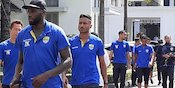 Klub Wajib Gunakan Jalur Darat Saat Lakoni Laga Tandang, Gelandang Persib Tak Masalah Klub Wajib Gunakan Jalur Darat Saat Lakoni Laga Tandang, Gelandang Persib Tak Masalah