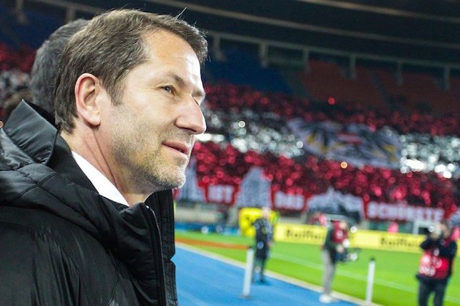 Pelatih: Franco Foda