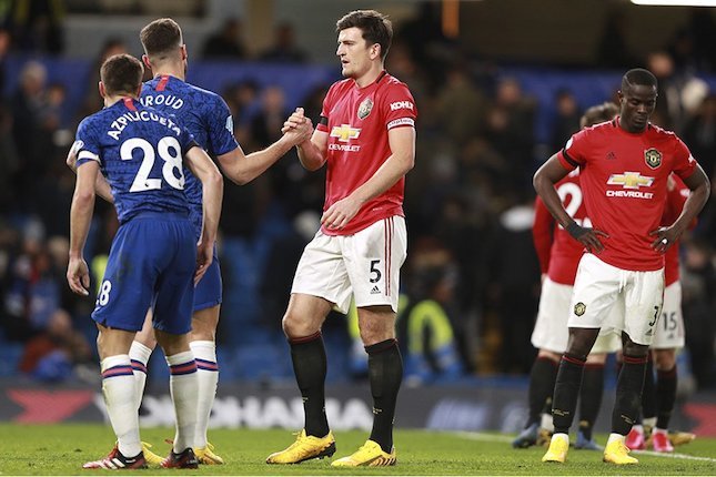 Tendangan Maguire Pada Batshuayi