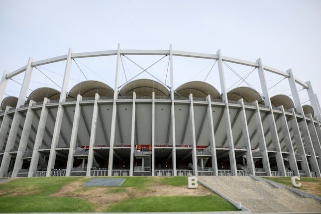 Berdiri di Atas Bekas Stadion Lain