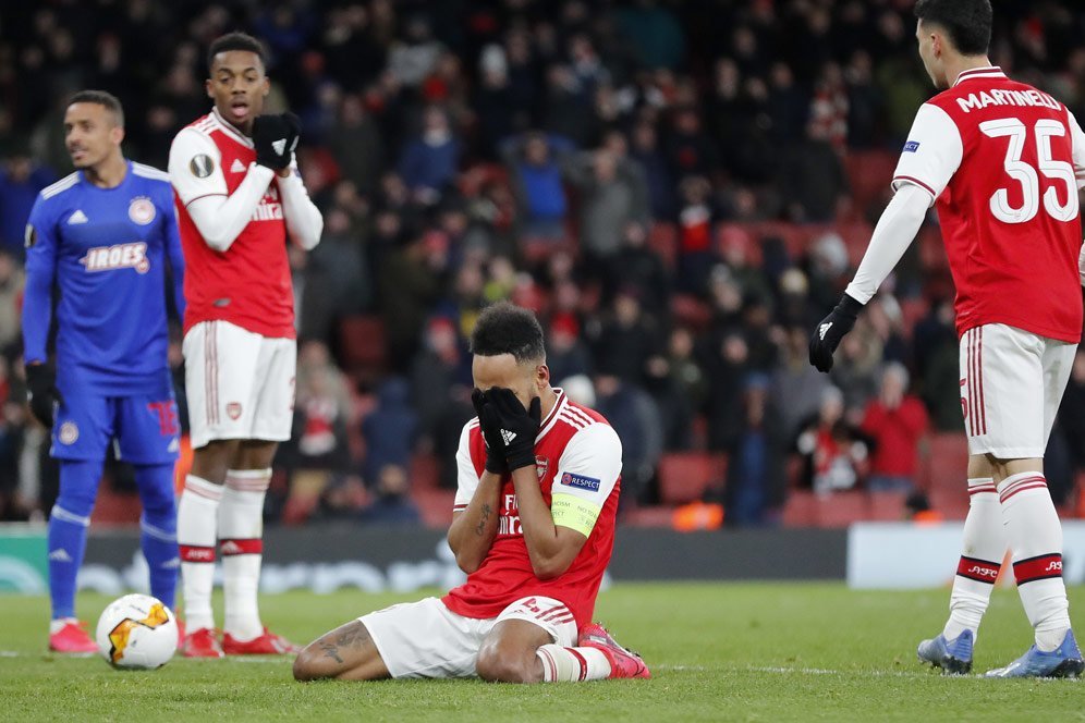 Arsenal Kalah dan Warganet Sindir Aubameyang, Tidak Lebih Baik dari Olivier Giroud