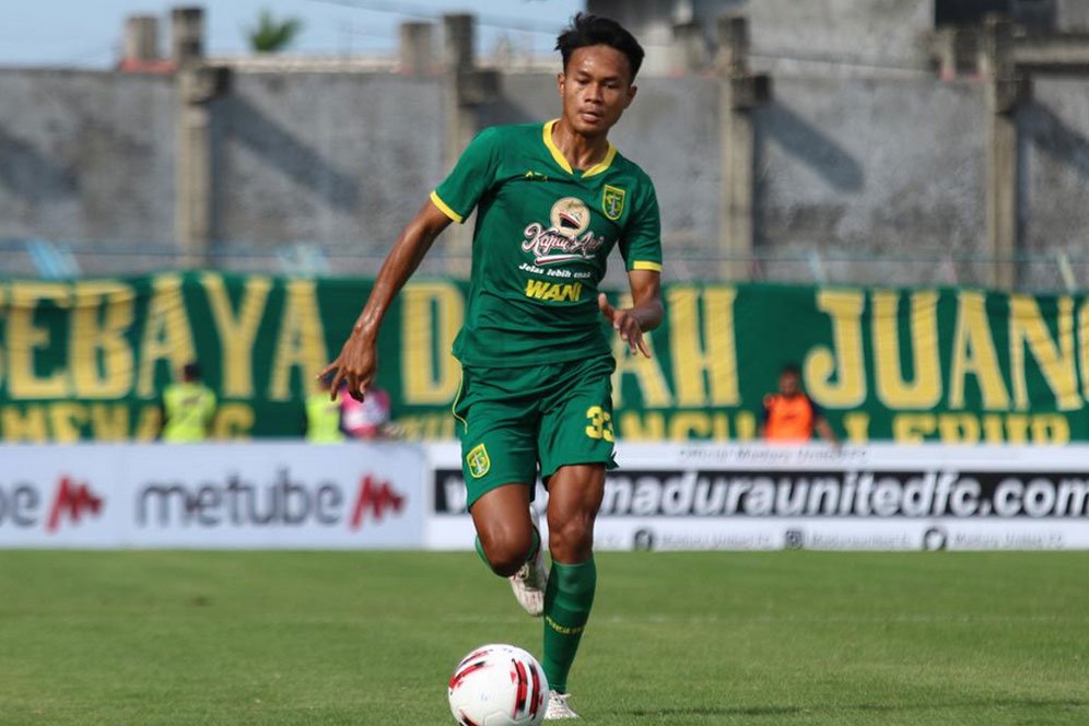 Porsi Latihan Bek Muda Persebaya Berubah Selama Ramadhan