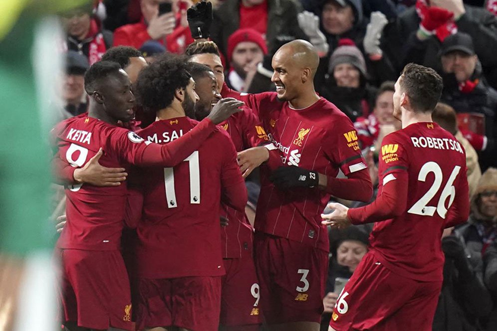 Hore, Liverpool Boleh Mengangkat Trofi Premier League di Anfield