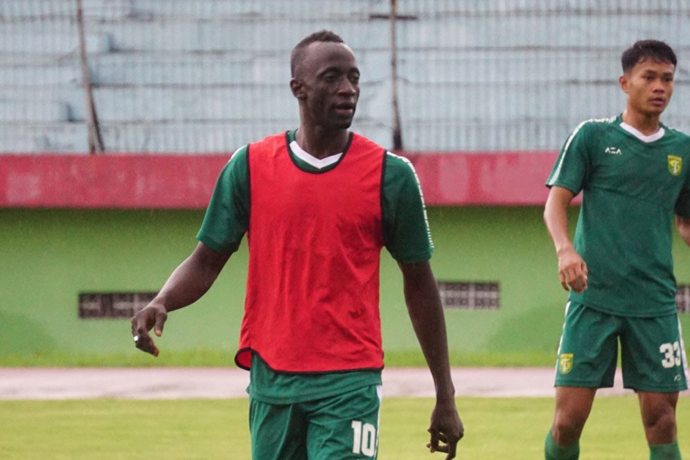 Latihan Perdana Bersama Persebaya, Begini Kesan Makan Konate