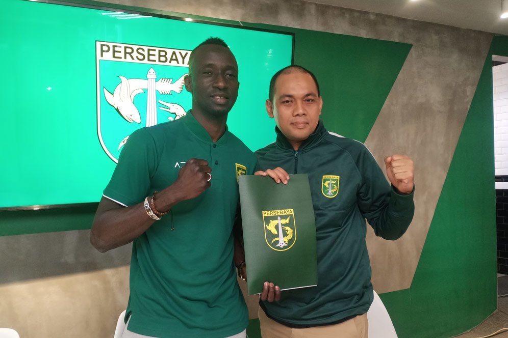 Makan Konate Janjikan Trofi untuk Persebaya Surabaya