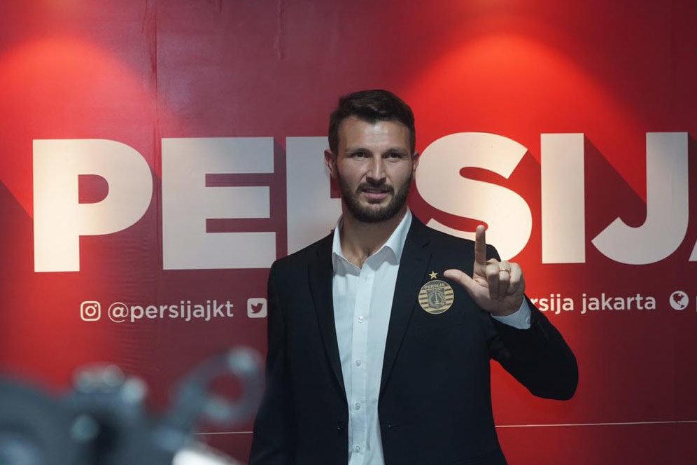 Semoga Kompetisi Bisa Dilanjutkan, Itulah Isi Hati Bek Persija Marco Motta