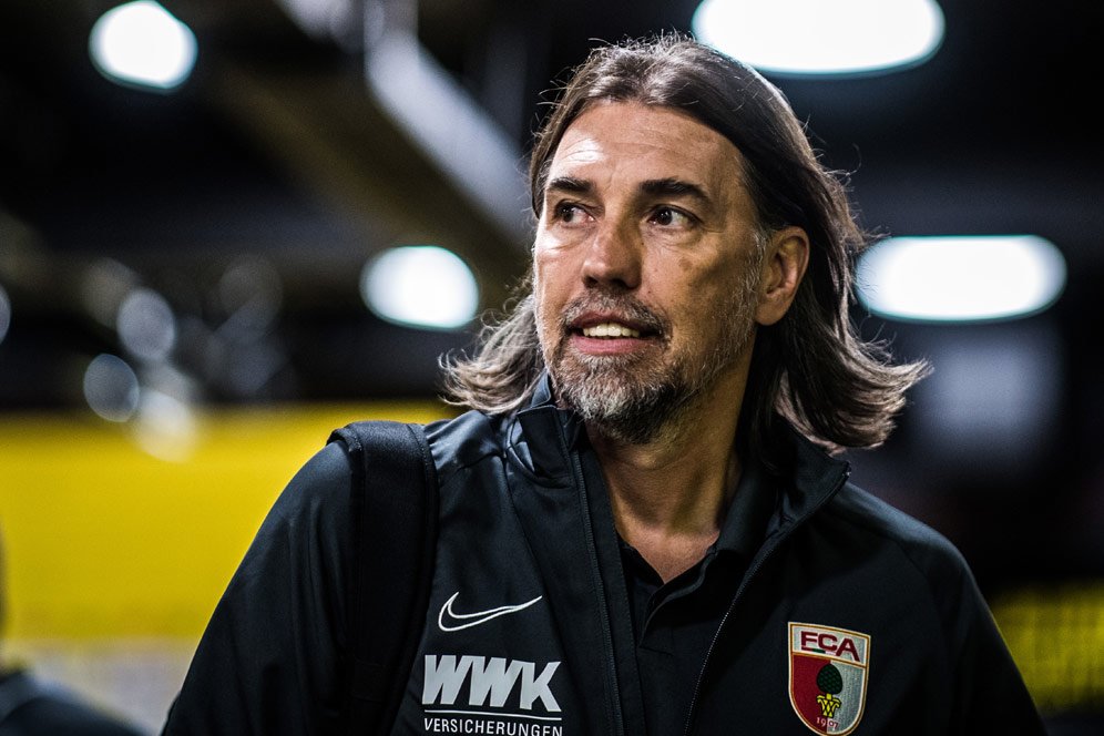 Melihat Kiat Martin Schmidt Membangkitkan FC Ausburg dari Titik Nadir Melihat Kiat Martin Schmidt Membangkitkan FC Ausburg dari Titik Nadir