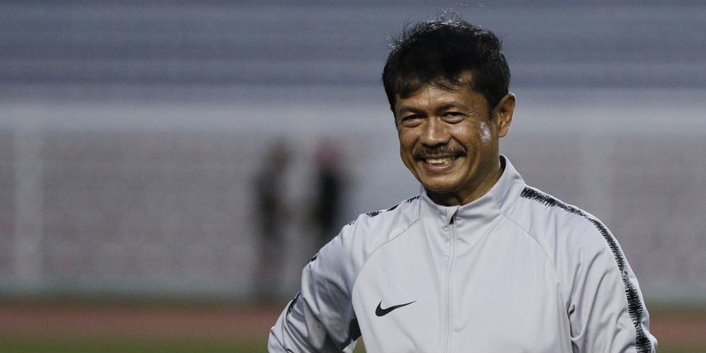 Lelang Jaket Kesayangannya Demi Galang Dana, Ini Kata Indra Sjafri