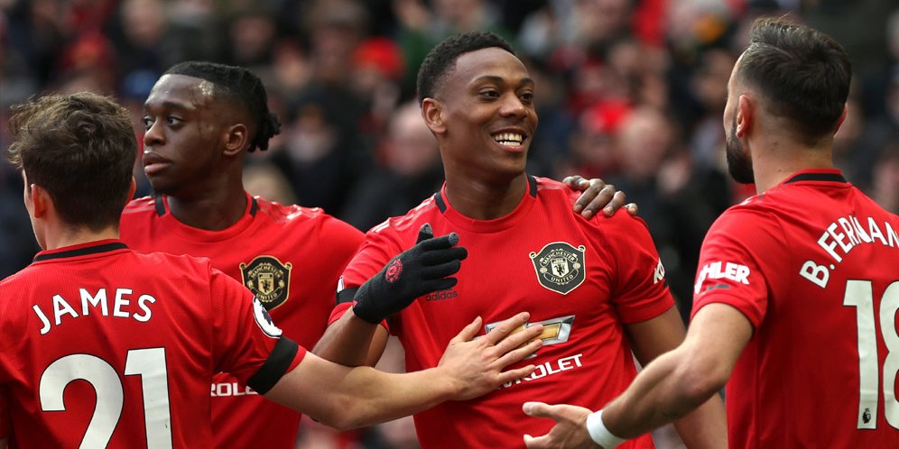 Skuat Manchester United merayakan gol Anthony Martial ke gawang Watford (c) MUFC Official