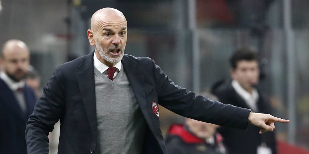 https://cdns.klimg.com/bola.net/library/upload/21/2020/02/stefano-pioli-07-ap_9d80e77.jpg