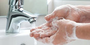 Mengapa Sabun, Sanitizer, dan Air Hangat Ampuh Tangkal Virus Corona?