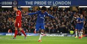 Willian dan Pedro Resmi Bertahan di Chelsea
