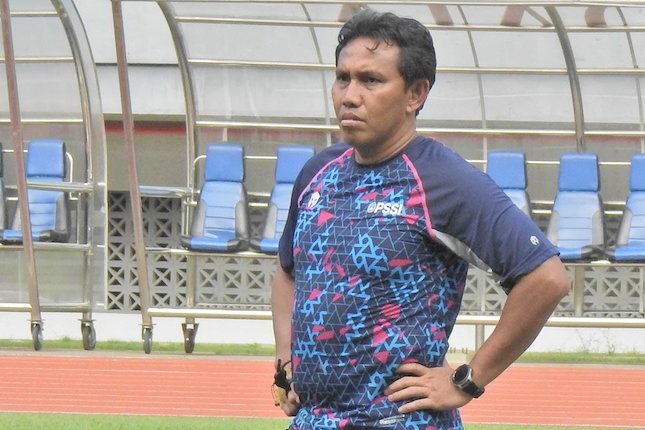 Pelatih Timnas Indonesia U-16, Bima Sakti (c) Bola.net/Fitri Apriani