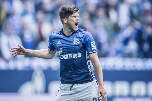 Klaas-Jan Huntelaar (42 gol)