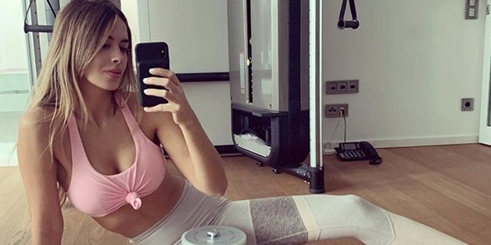 Kekasih James Rodriguez, Shannon De Lima Dalam Balutan Busana Fitness Ketat