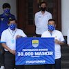 Persib Salurkan Bantuan dari Bobotoh untuk Bantu Penanganan Virus Corona