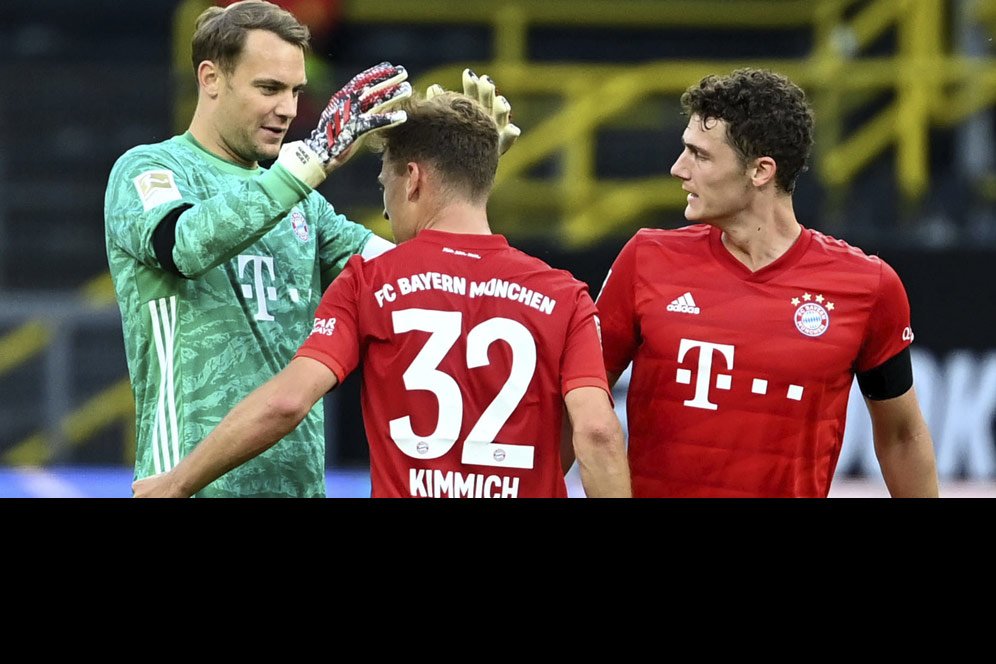 Manuel Neuer Sudah Memainkan 400 Pertandingan di Bundesliga Manuel Neuer Sudah Memainkan 400 Pertandingan di Bundesliga
