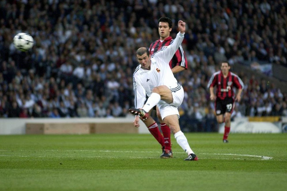 Hari Ini, 18 Tahun Lalu: Gol Ikonik dari Zinedine Zidane di Final Liga Champions