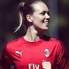 Stine Hovland, Bek Berparas Menawan Milik AC Milan