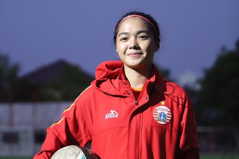 Si Cantik Anggita Oktaviani: Pengidola Bambang Pamungkas yang Kecanduan Tik Tok Si Cantik Anggita Oktaviani: Pengidola Bambang Pamungkas yang Kecanduan Tik Tok