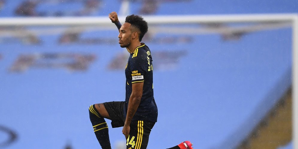 Tips Bagi Arsenal Untuk Pertahankan Aubameyang: Beri Perlakuan yang Sama Seperti Ozil