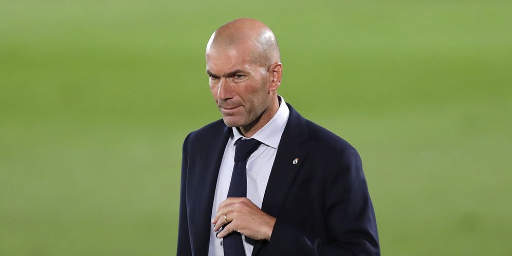 Pelatih Real Madrid Zinedine Zidane. (c) AP Photo