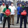 Mantan Dirut Persija Beri Bantuan pada Pekerja Komplek GBK