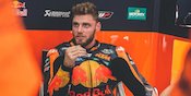 Uji Coba MotoGP, Brad Binder Malah 'Salfok' pada Jonathan Rea Uji Coba MotoGP, Brad Binder Malah 'Salfok' pada Jonathan Rea