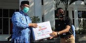 EMTEK Peduli Corona Serahkan Bantuan kepada Pemerintah Daerah Kuningan EMTEK Peduli Corona Serahkan Bantuan kepada Pemerintah Daerah Kuningan