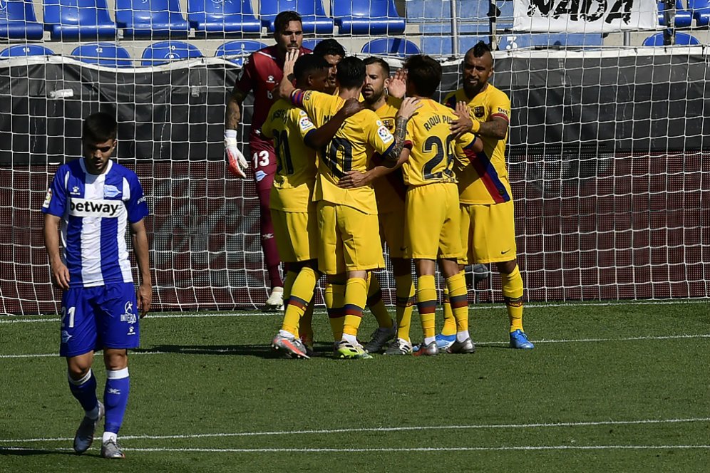 Reaksi Netizen dari Laga Alaves vs Barcelona: Lionel Messi GOAT!