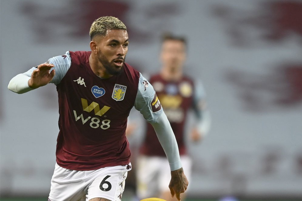 Batal ke Liverpool dan Arsenal, Douglas Luiz Pilih Bertahan di Aston Villa