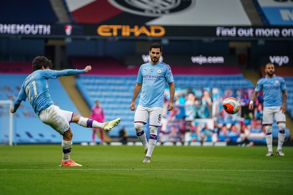 Guardiola Tak Bisa Tahan Kepergian David Silva