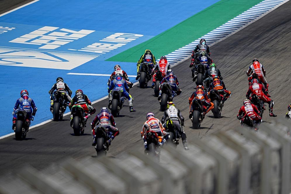 Video: Gelar 2 Balapan MotoGP, Jerez Panen 10 Kecelakaan Hebat