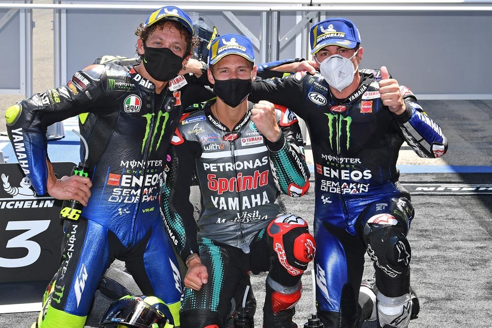 Valentino Rossi Penasaran Rivalitas Fabio Quartararo vs Maverick Vinales