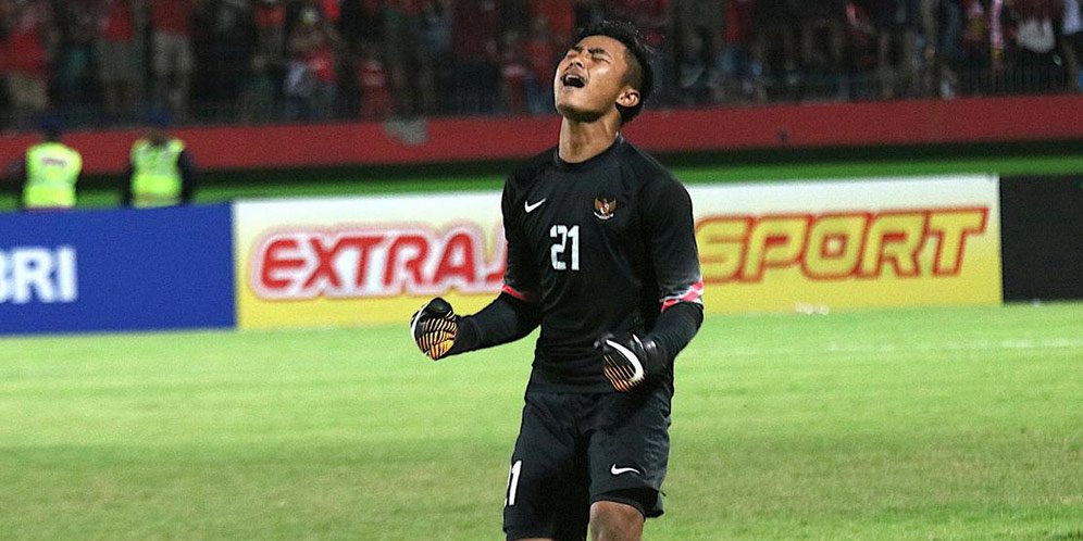 Kiper Timnas U 19 Ernando Sutaryadi Ditangani Dokter Spesialis Bola Net