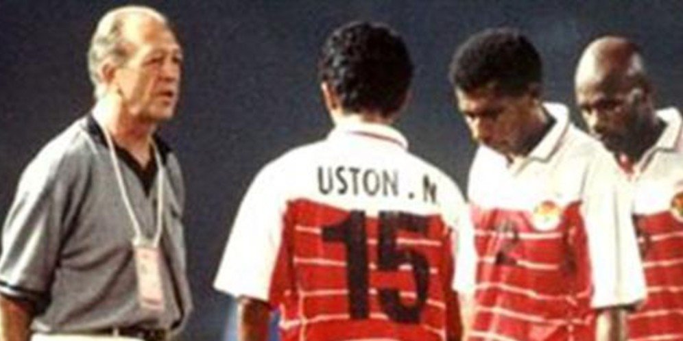 Mantan Pelatih Timnas Indonesia, Henk Wullems Berpulang di Usia 84 Tahun