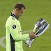Pujian untuk Manuel Neuer