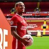 Thiago Panen Kritikan, Kapten Liverpool Membela