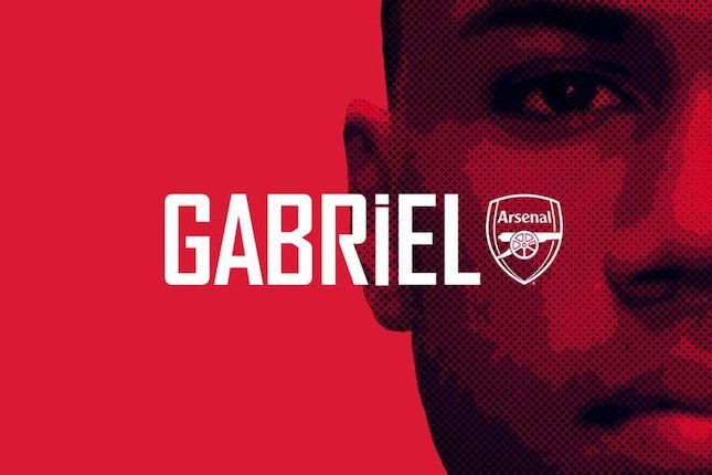 Gabriel Magalhaes resmi menjadi pemain Arsenal. (c) arsenal.com