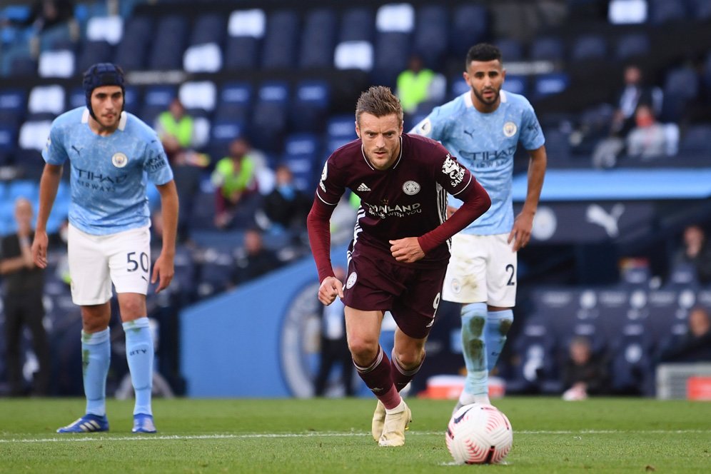 Man City Kebobolan 5 Gol, Netizen: Bek-nya Gak Kurang Mahal? Man City Kebobolan 5 Gol, Netizen: Bek-nya Gak Kurang Mahal?