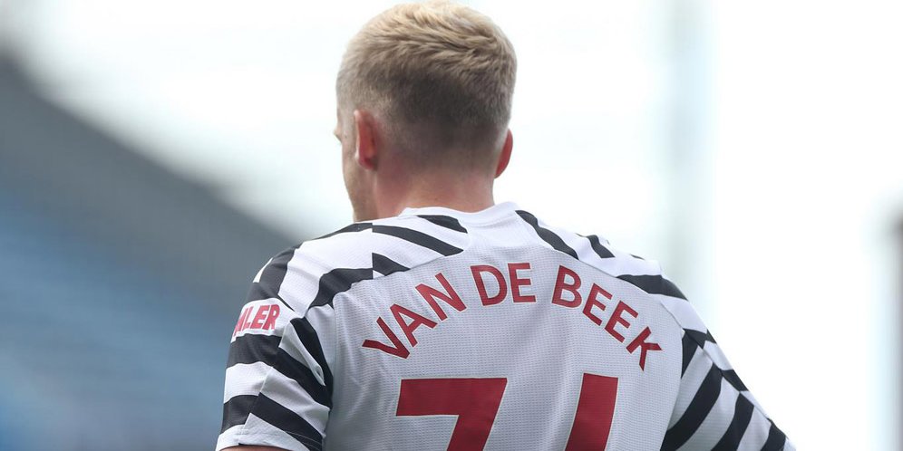 Transfer Van de Beek, MU Bebas Pilih Salah Satu dari 4 Pemain Barcelona