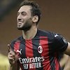 Kontrak Baru Belum Kelar, Milan Agendakan Pertemuan Baru Dengan Calhanoglu