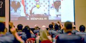 Menpora Kreasikan Senam Ala Pesepak Bola